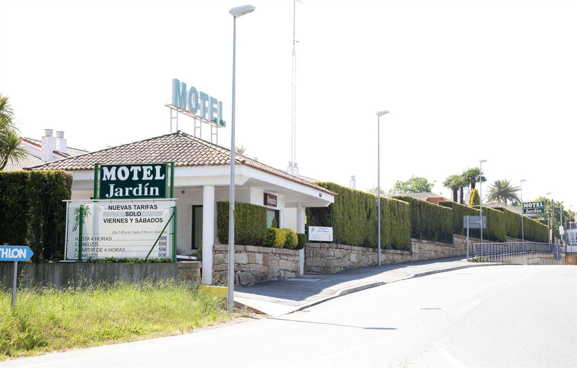 Motel Jardin オレイロス エクステリア 写真